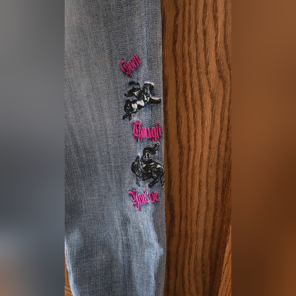 Embroidered Blue Jeans for Women - Picture 4 of 16